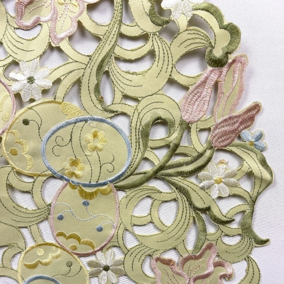 Bella Lux Fine Linens Embroidered Cutwork Table Centerpieces Set (2) 22" Diam. - Picture 5 of 8